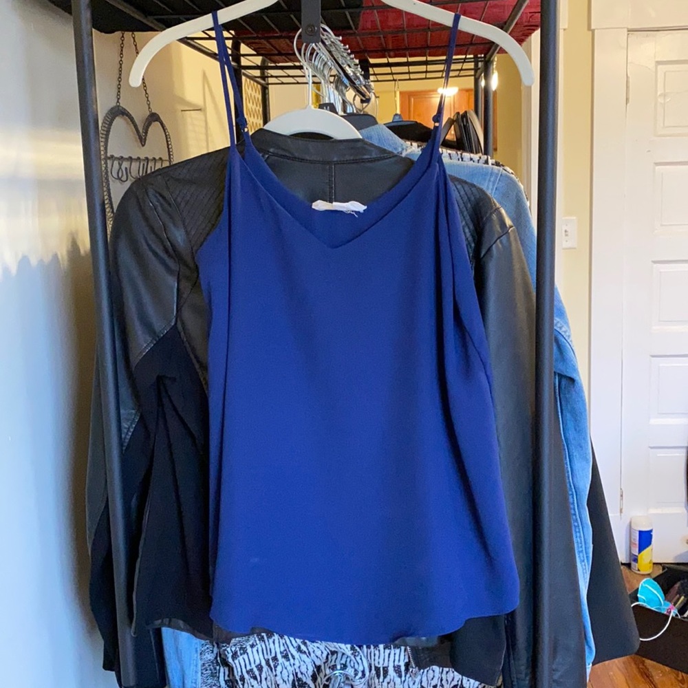 Navy blue top